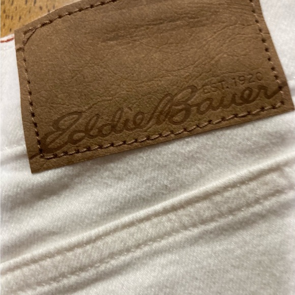 Beautiful shorts size 8 new - Picture 6 of 6